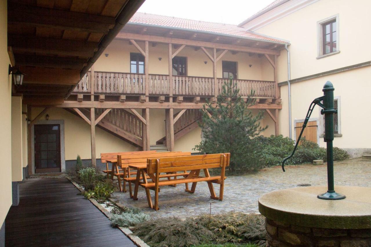 Penzion Hurky Nová Bystřice Zewnętrze zdjęcie